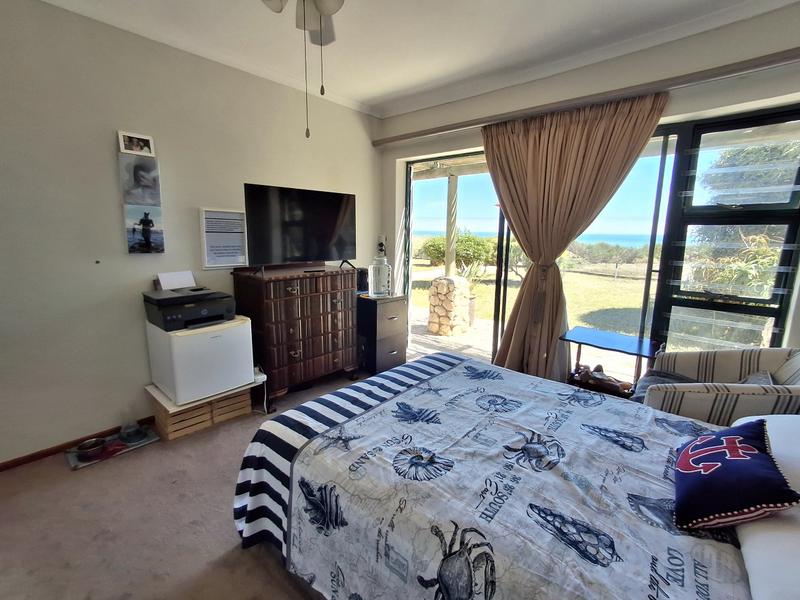 5 Bedroom Property for Sale in Duyker Eiland Western Cape